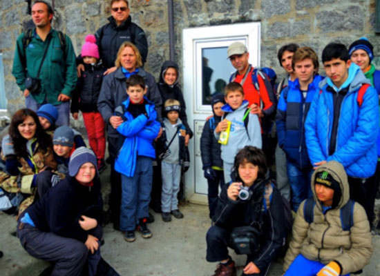 Boyan Petrov and his team on Cherni Vrah ("Black Peak") of Vitosha Mountain, Bulgaria.